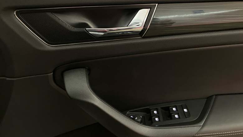 Skoda Kodiaq 2.0 TDI SE L 5dr DSG [7 Seat] Diesel Estate